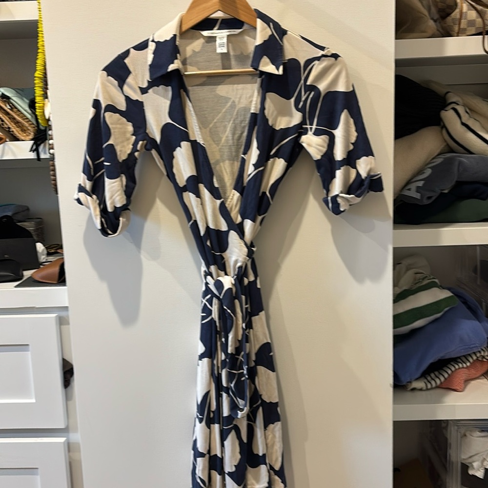 diane vonFudstenberg wrap dress 2